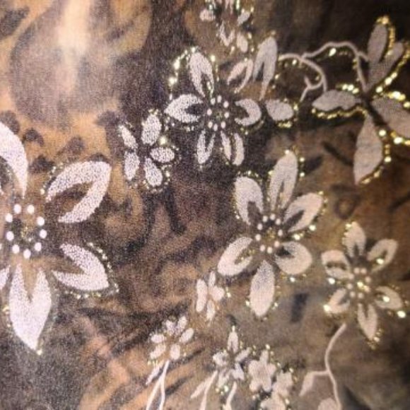 Womens Shannon FORD of New York Glitter Floral Design Large Pullover Top. - Picture 3 of 4